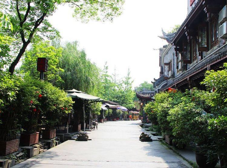 从友谊大道铁机路到仁和路怎么坐公交车，最快需要多久游戏画面